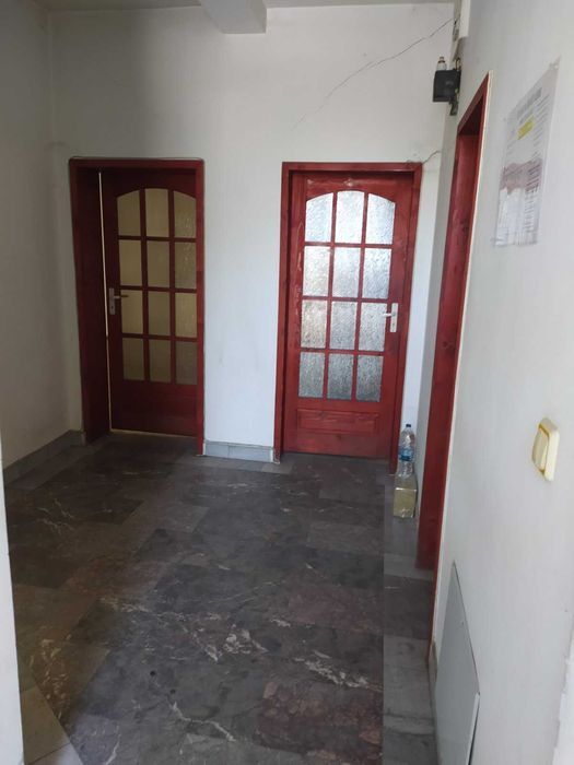 Магазин на оживен булевард