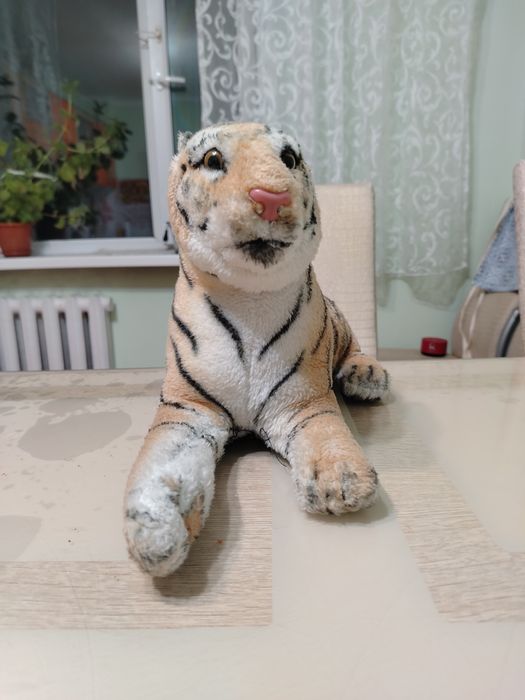 Игрушка тигр тканевый