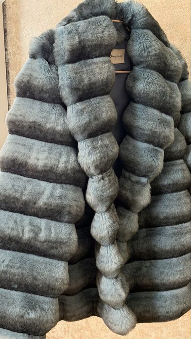 Эко шубка , очень тёплая на зиму
