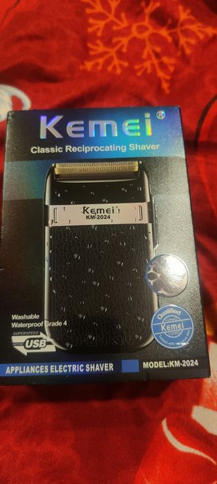 Aparat de ras KEMEI nefolosit