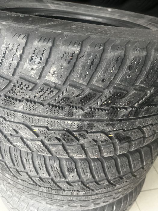 Продам резина 265/65/17 зима