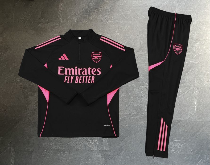 ФУТБОЛНИ КОМПЛЕКТИ НА КЛУБНИ ОТБОРИ (psg,manchester united,barcelona,real madrid,arsenal,liverpool и др)