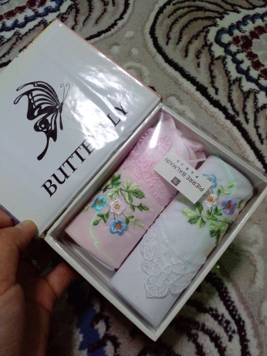 Kelin va qizlarimiz uchun.