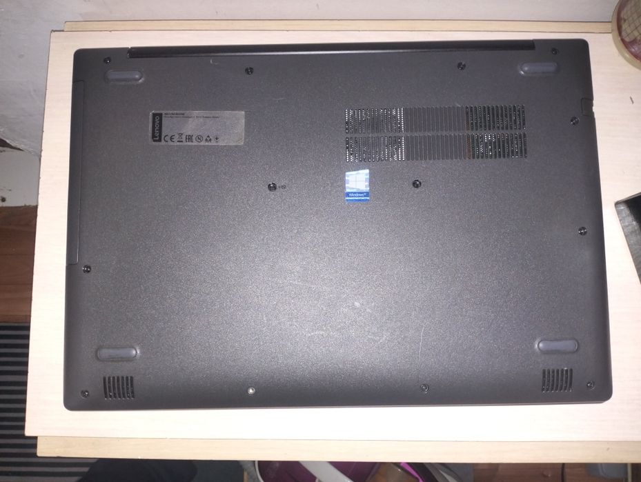 Продам ноутбук для учебы и офиса