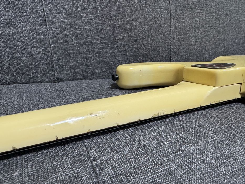 Бас гитара Fernandes, (выпуск 70х-80х) precision bass