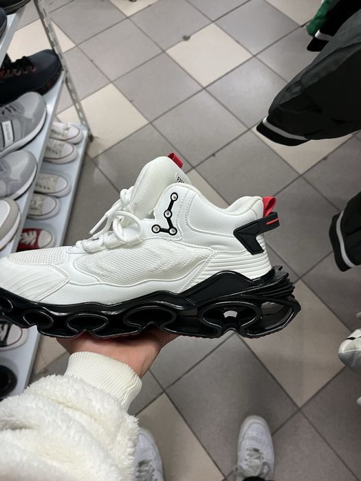 Sneakeri Chunky cu Talpă Sculptată