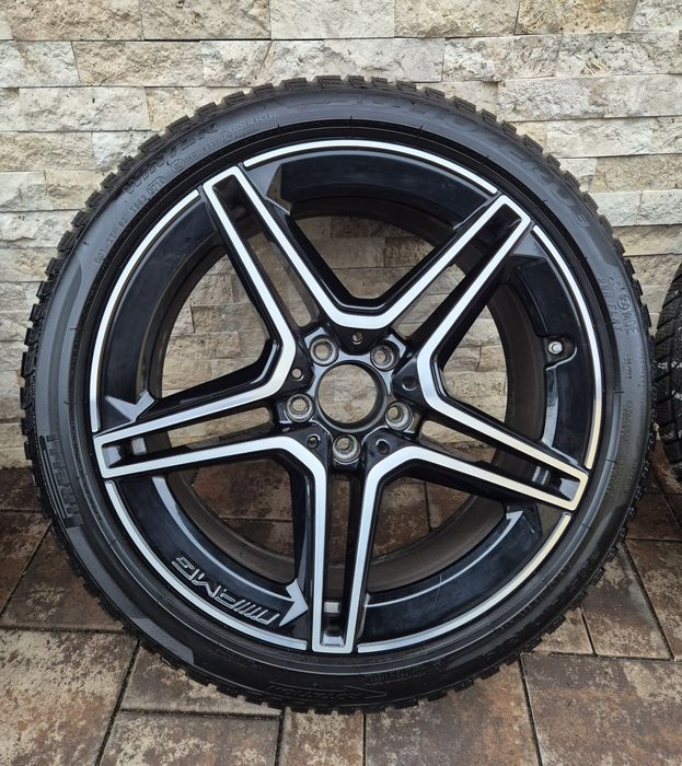 Jante mercedes AMG  cu anvelope pirelli 245/40/19