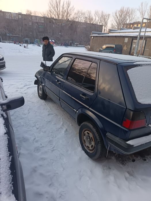 Продаю машину гольф 2