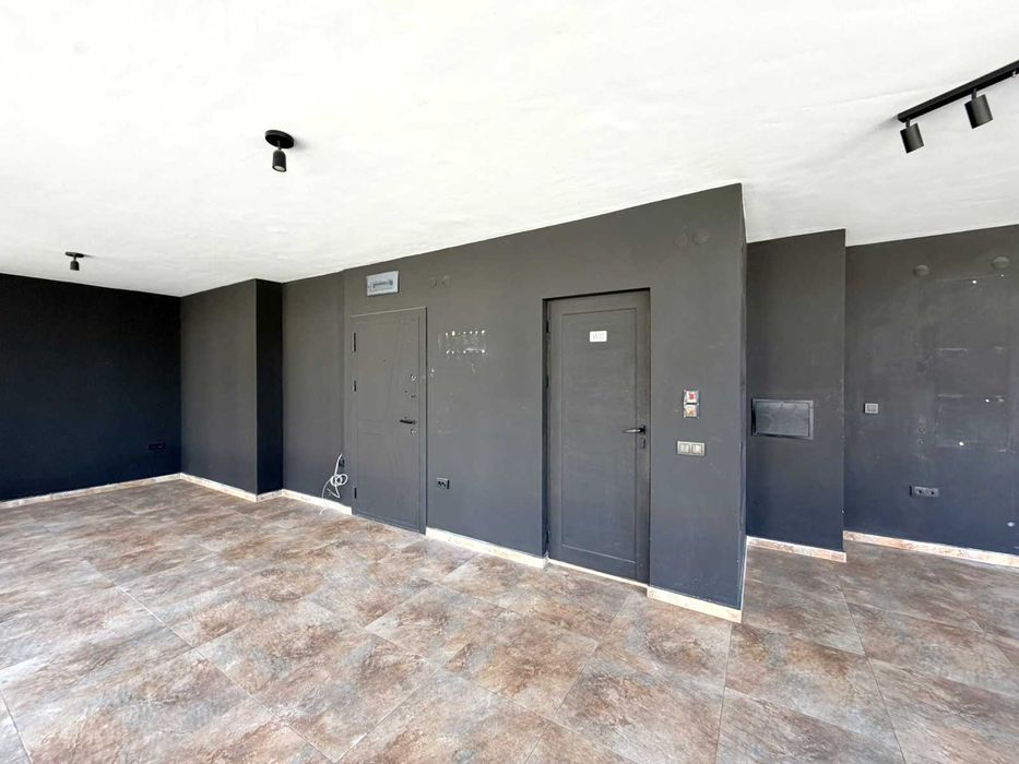 Помещение под наем в Банско