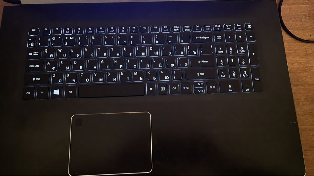 Ноутбук acer aspire 7