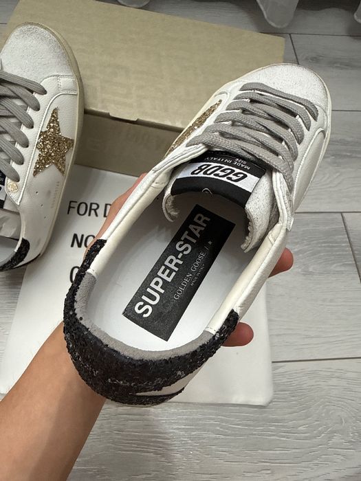Golden Goose 38.