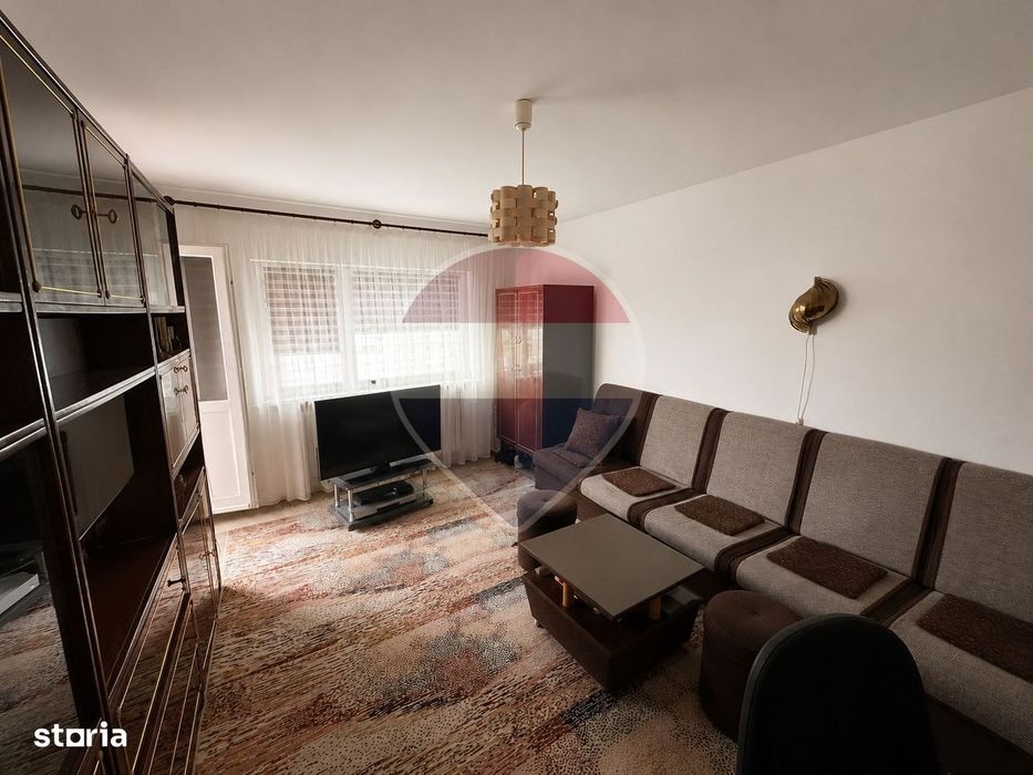 Apartament decomandat cu 2 camere de vânzare în zona Micalaca — fotografia 2