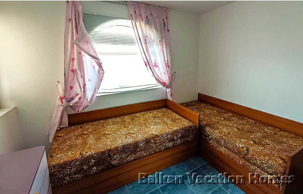 Къща до морето до Албена