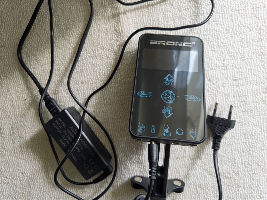 Power Supply (sursă pt aparat tatuat) Hummingbird Bronc M3