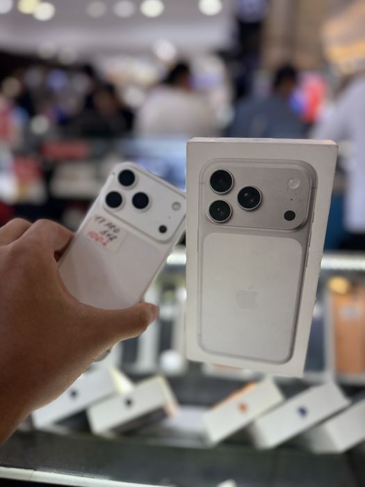 iPhone 17 pro 512GB E-SIM