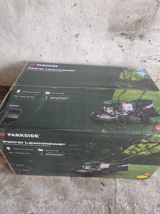 Mașina de tuns gazon pe benzină Parkside PBRM 39 E4