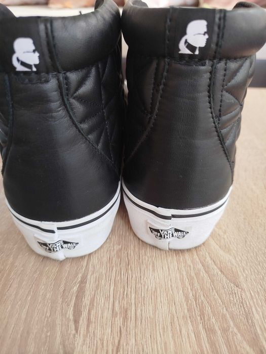 Естествена кожа като нови без забележки