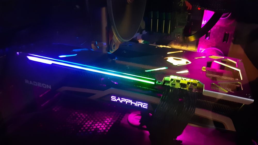 AMD RADEON Sapphire RX 6800 16GB Nitro+