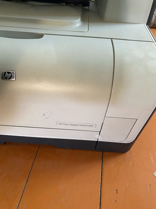 Принтер лазерный hp