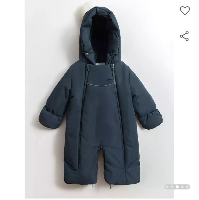 Продам зимний комбинизон размер 74