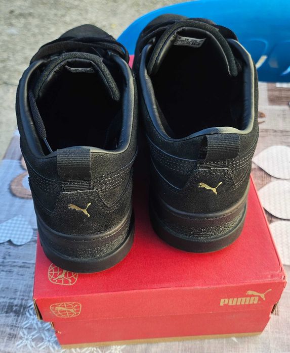 Дамски маратонки Puma (велур)