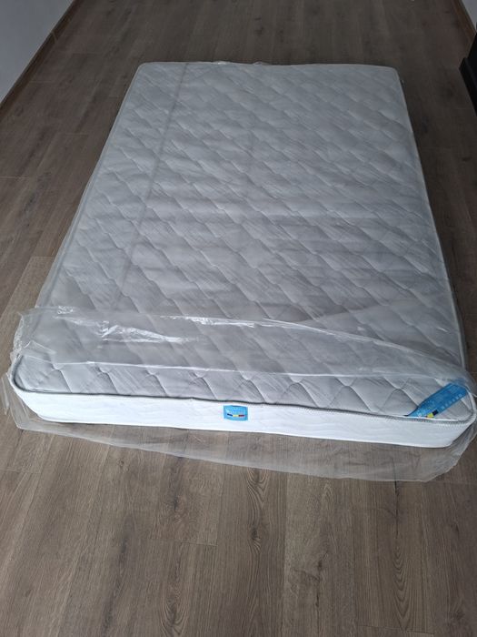 Vand Saltea cu Memorie 200x140cm