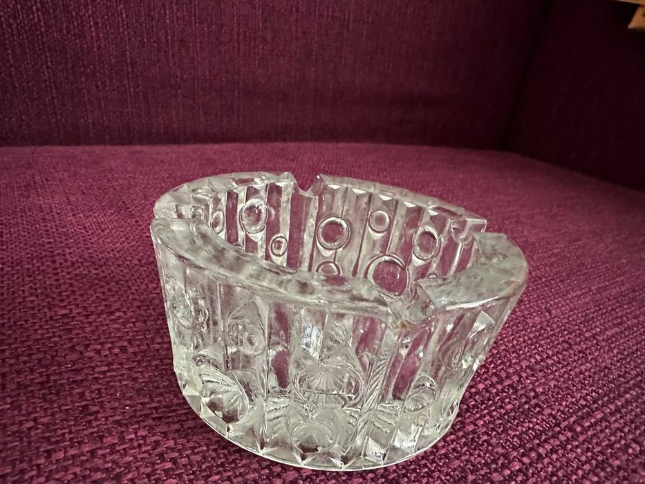 3 Scrumiere cristal/ cobalt