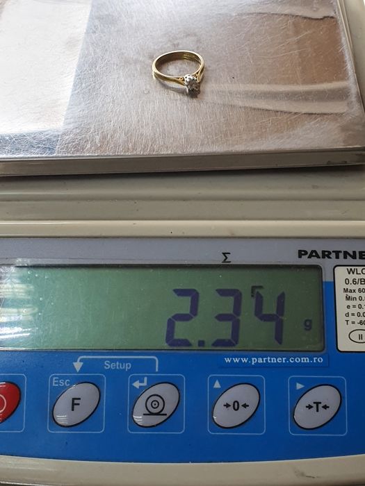 Inel de logodnă din aur de 18K cu diamant natural 0.20 ct mărimea 53