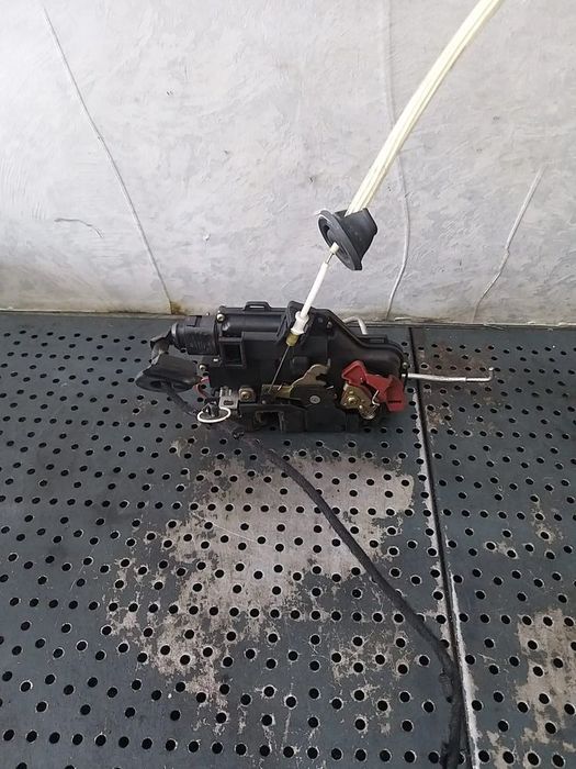 Broasca usa dreapta fata audi a2 8z0 8z1837016e