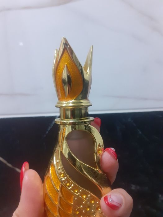 Парфюмно олио от дубай
