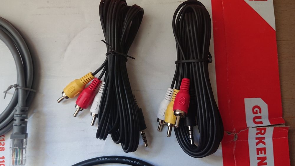 Лот аудио видео, LAN интернет, захранващ кабели.