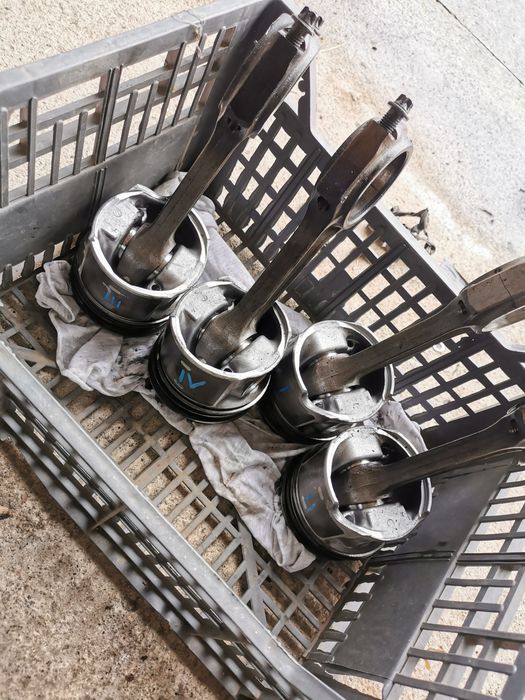 Piese motor jeep cherokee 2.8crd 2006