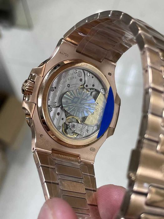 patek philippe nautilus power rsserve