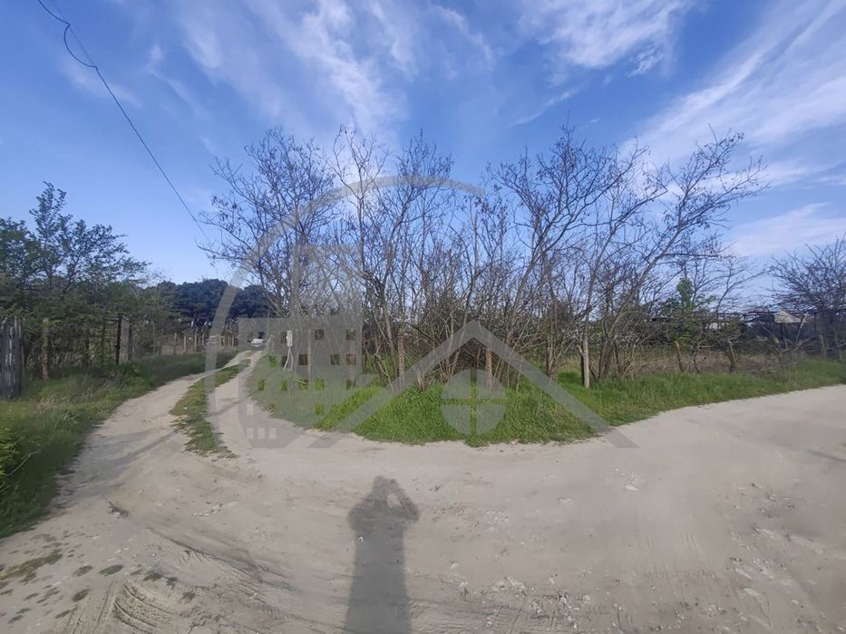 »Парцел във Варна»м-т Боровец - север»площ 1175»цена 85000»