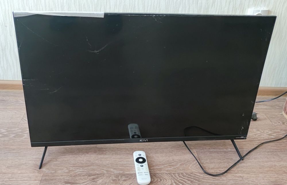 Продам телевизор на запчасти