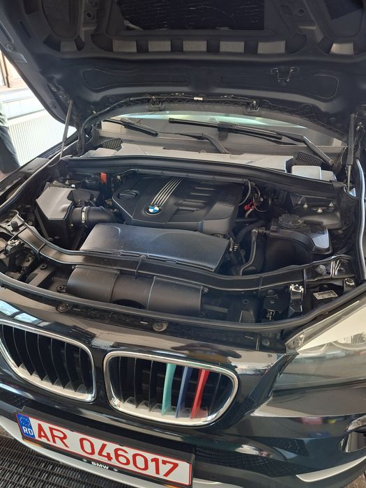 BMW X1 2014 — imagine 2