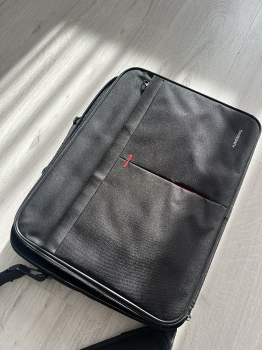 Чанта за лаптоп