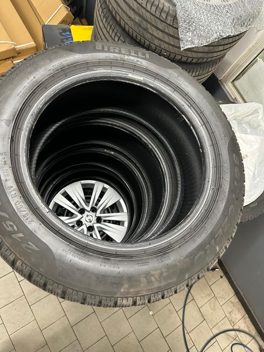 Anvelope iarna 215/60R17 Pirelli SottoZero winter