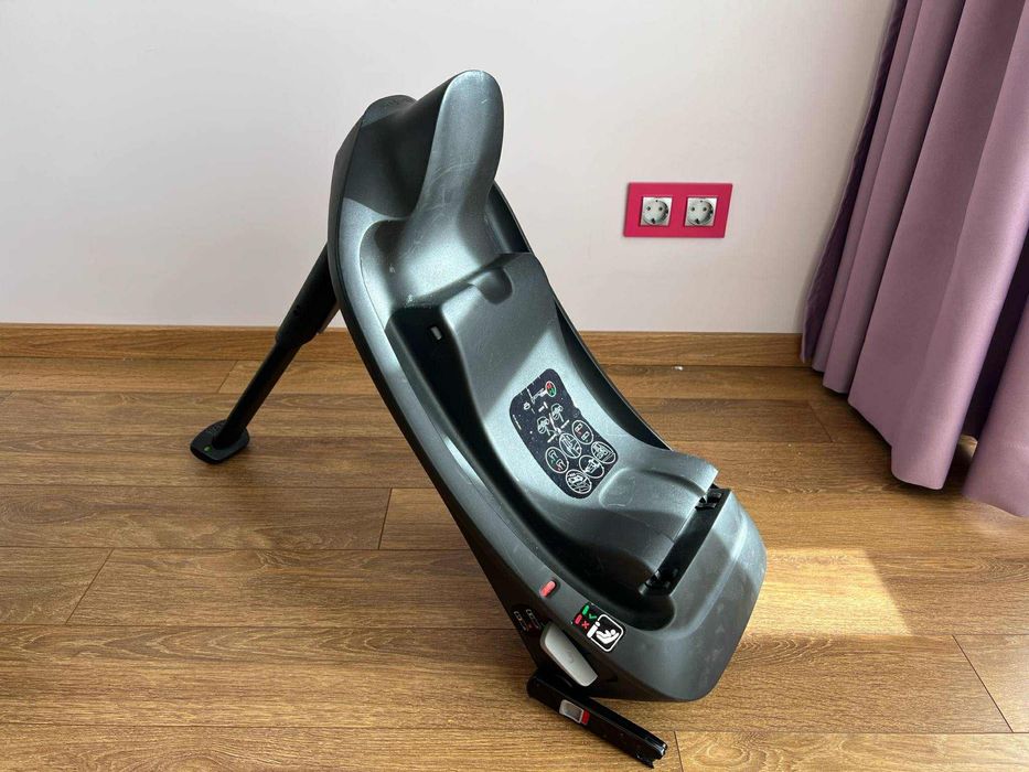 Бебешки кош/стол/ за кола