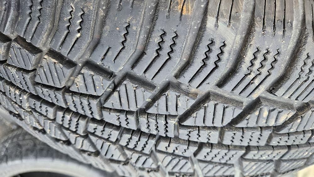 2бр гуми 195 65 15 дот 22