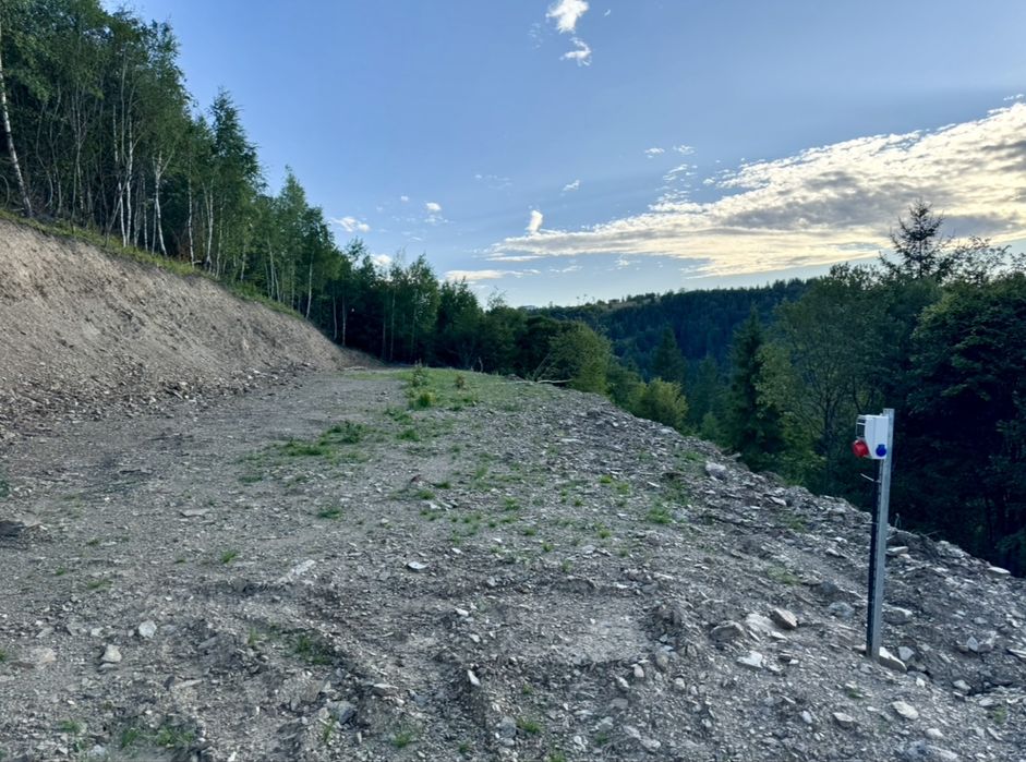 Vand teren intravilan in Marisel