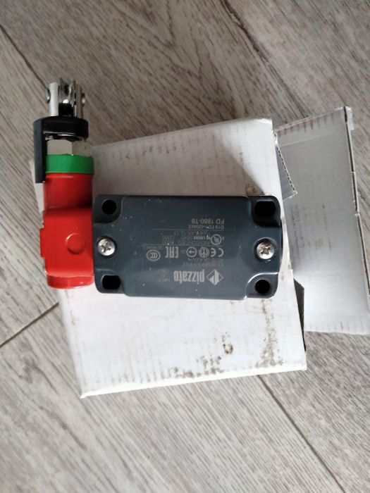 Концевой выключатель тросовый