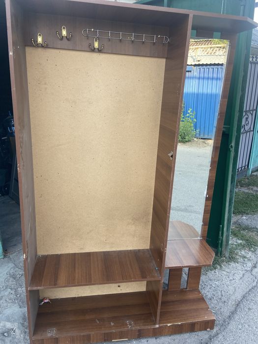 Прихожка с дверками