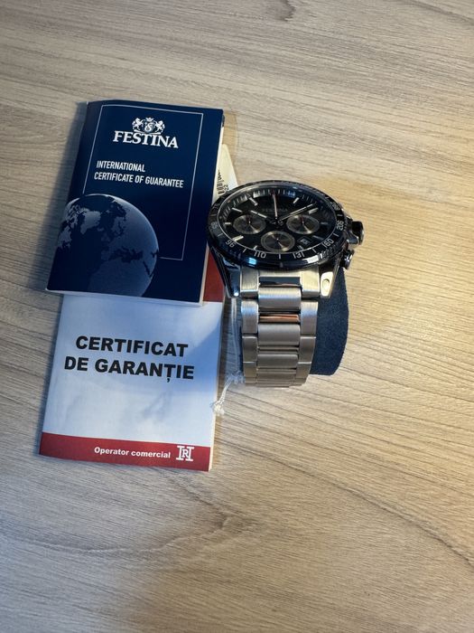 Vand doua ceasuri FESTINA noi