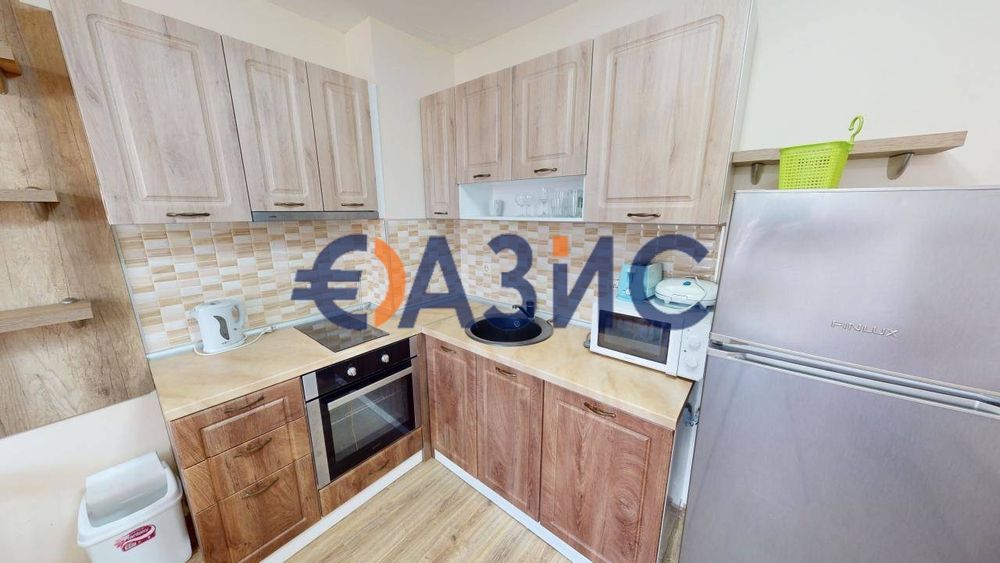 Продава се Тристаен апартамент в к.к. Слънчев бряг - 99 кв.м за 960 €/кв.м - Снимка #5