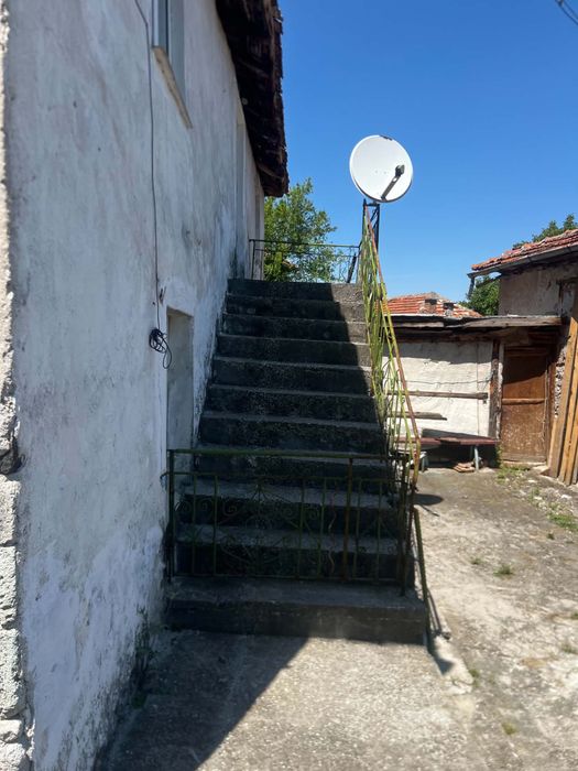 Къща в село Мостово