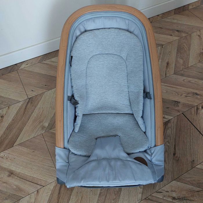 Maxi Cosi Шезлонг Люлка за бебе + арка с играчки