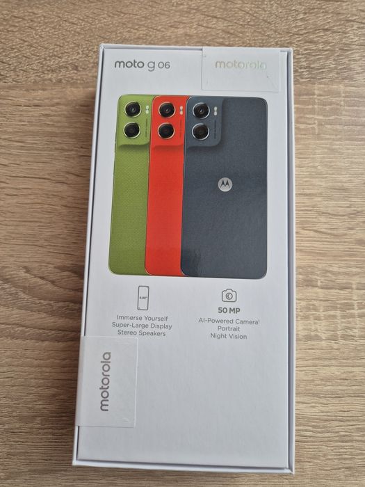 Телефон Moto g 06