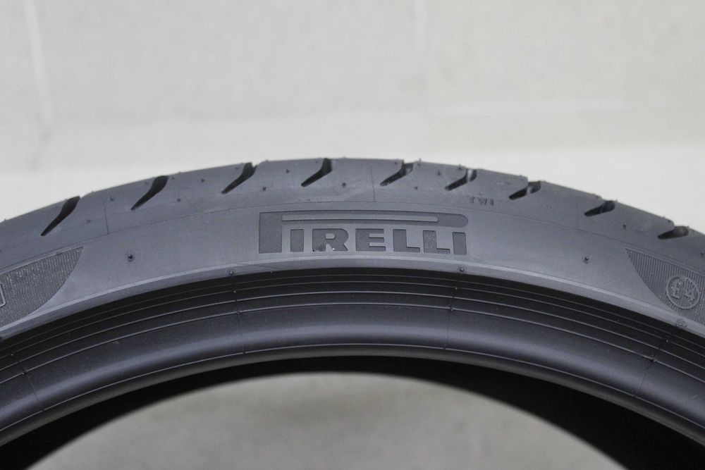 225/35-20 Pirelli P Zero RunFlat