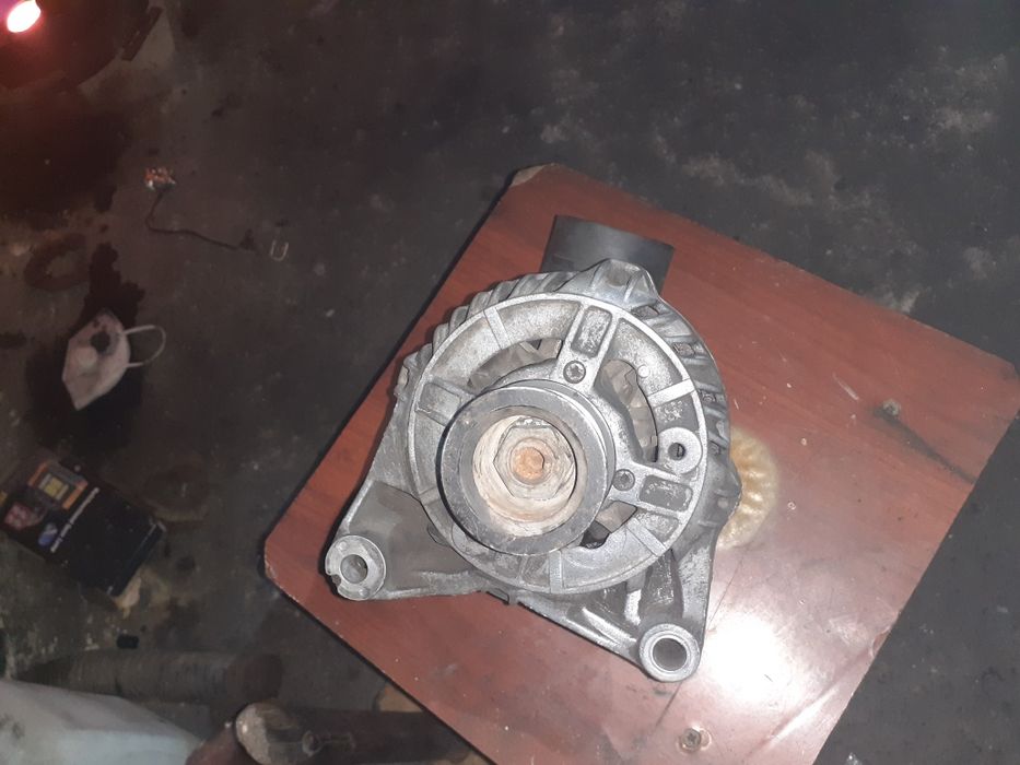 Генерато бмв м50